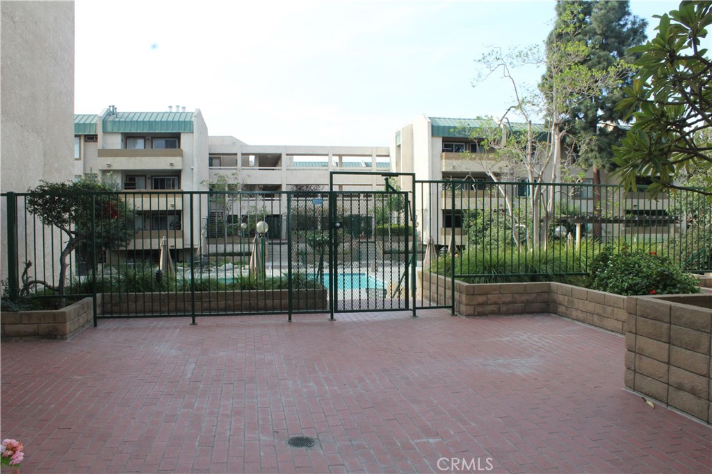 East Lakewood (ELK) - Residential