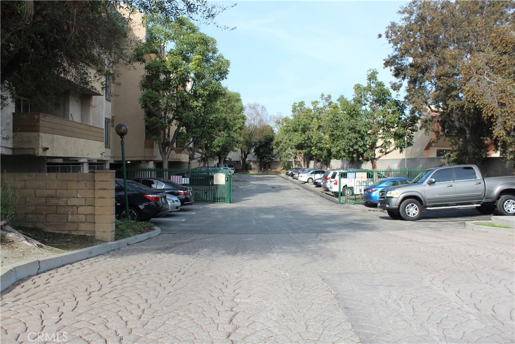 East Lakewood (ELK) - Residential