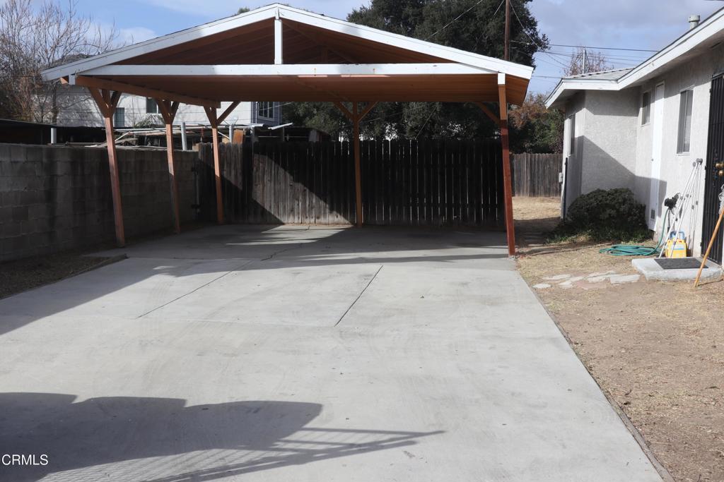 622 W Mariposa Street
