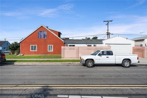 A home in La Mirada