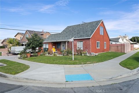 A home in La Mirada