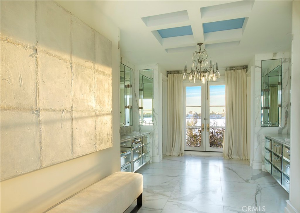 Harbor Island (HARI) - Residential