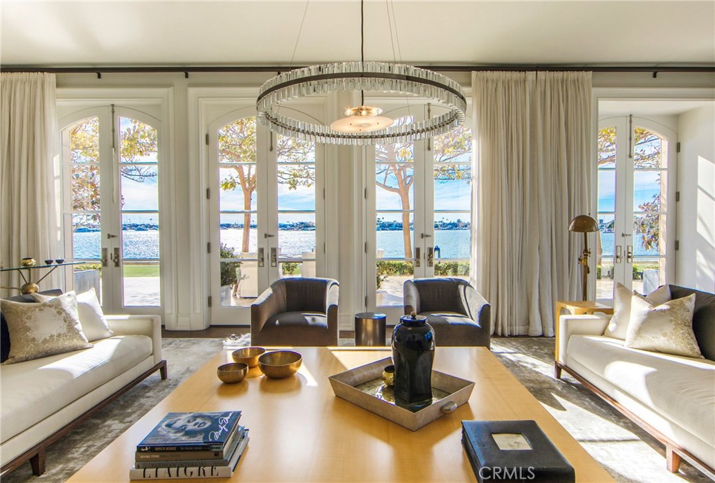 Harbor Island (HARI) - Residential