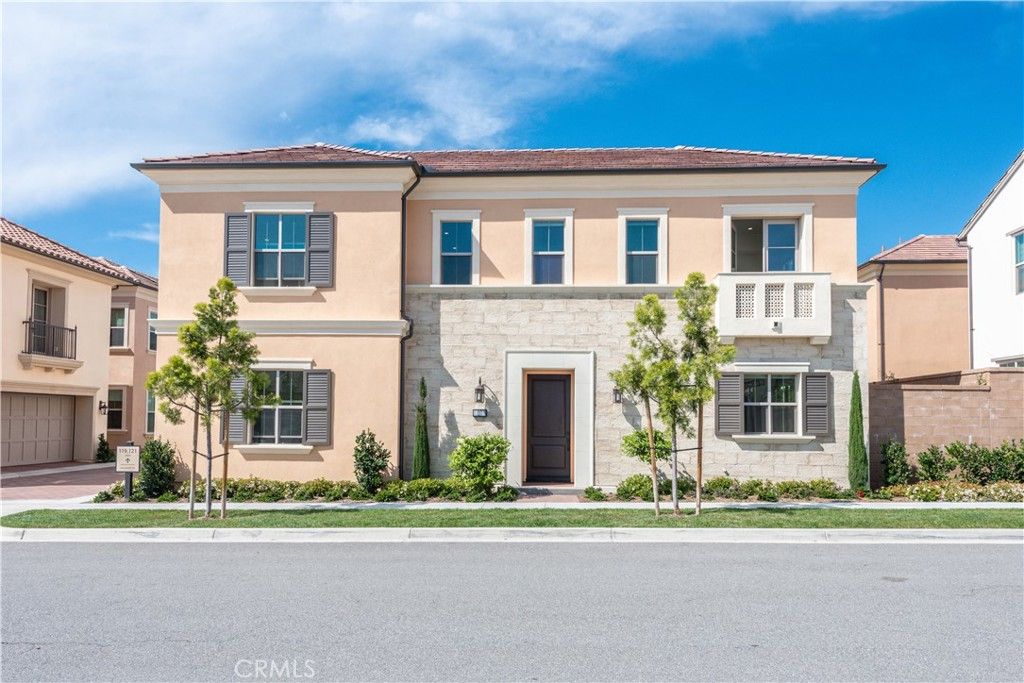 117 Halworth

                                                                             Irvine                                

                                    , CA - $2,380,000