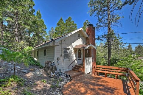 A home in Crestline