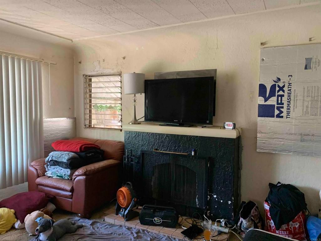 listing image 130722860542607105544