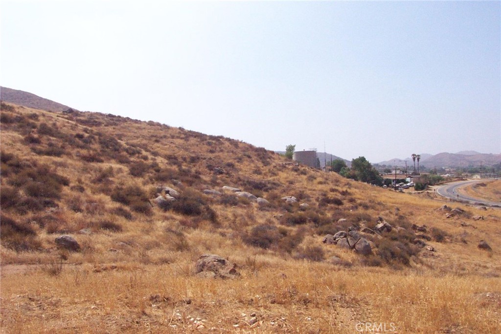 Investors and developers Delight 64+ acres WOW, Less than 31K per acre, Property could be subdivided, Buyers to verify with the Riverside County as to Land Use, there is a 12 inch water pipe in front of the property, Utilities are close by, Great gentle slope and great views of Valley
