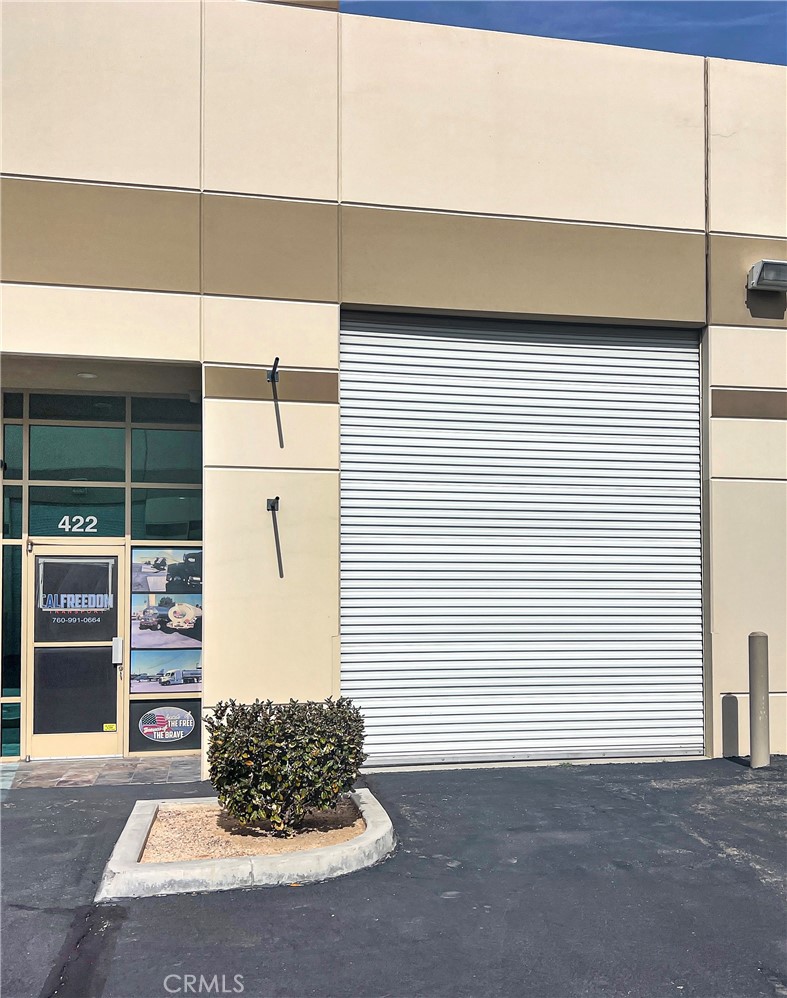 Welcome to 12180 Ridgecrest Suite 422. This Unit is located in the highly desireable Ridgecrest Business park. Featuring 1212 sq ft., that is already built out with a foyer, two office spaces and ADA compliant bathroom. You will love the 14 ft Roll up door that leads to warehouse space. This unit is perfect for a contractor, small business owner or anyone that is ready to own their builing so come see it before its gone!