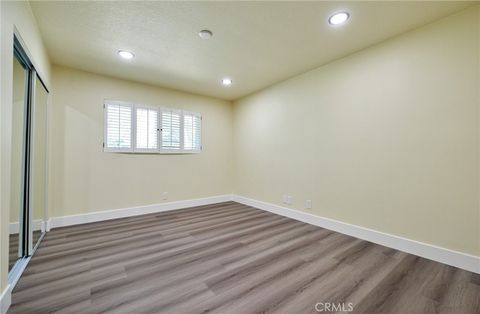 listing image 50