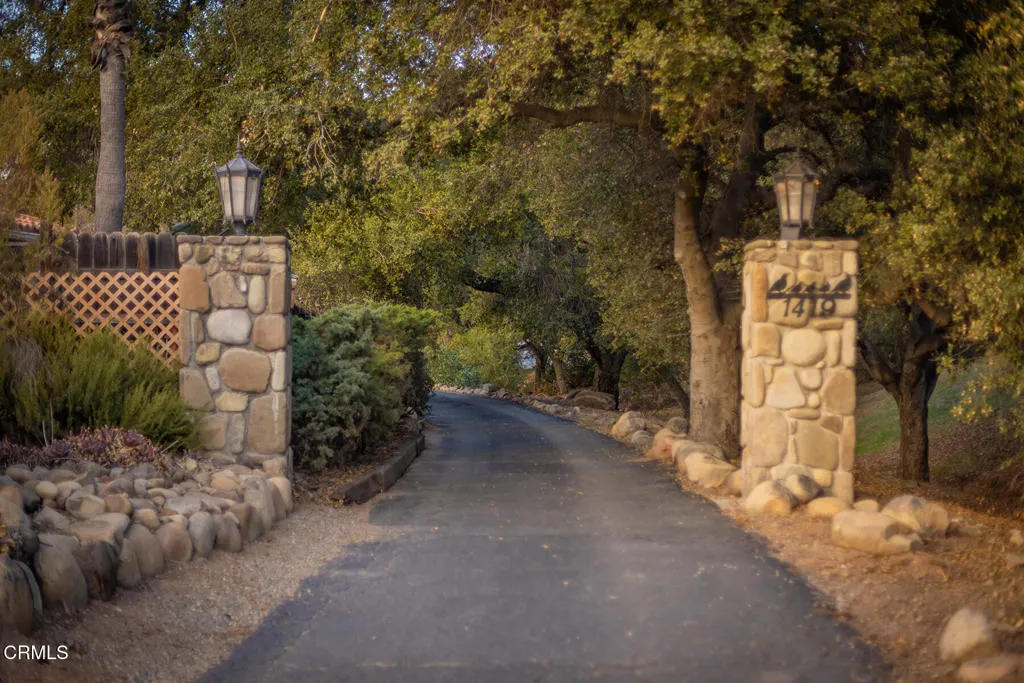 Ojai, California 93023, United States, 4 Bedrooms Bedrooms, ,5 BathroomsBathrooms,Residential,Active,15301