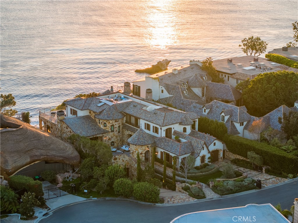 Shore Cliffs (SHOR) - Residential
