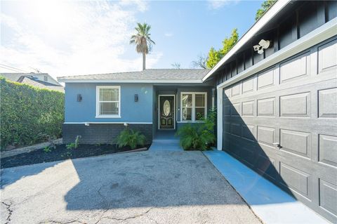 A home in Lake Balboa