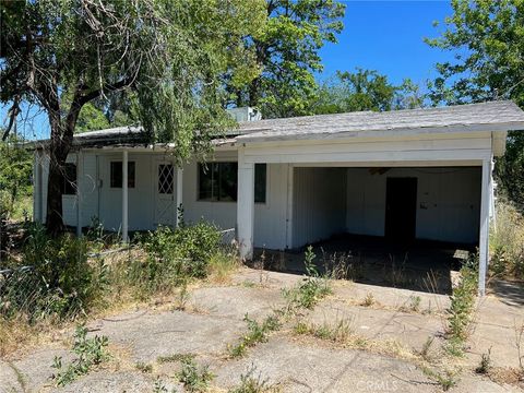 A home in Oroville