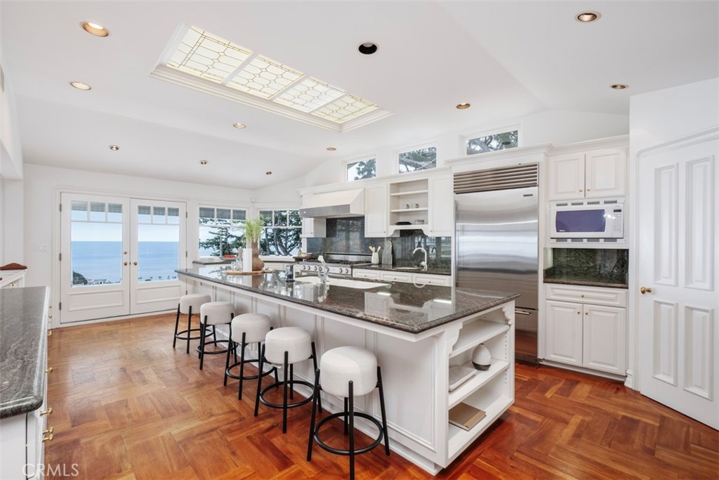 Emerald Bay (EB) - Residential