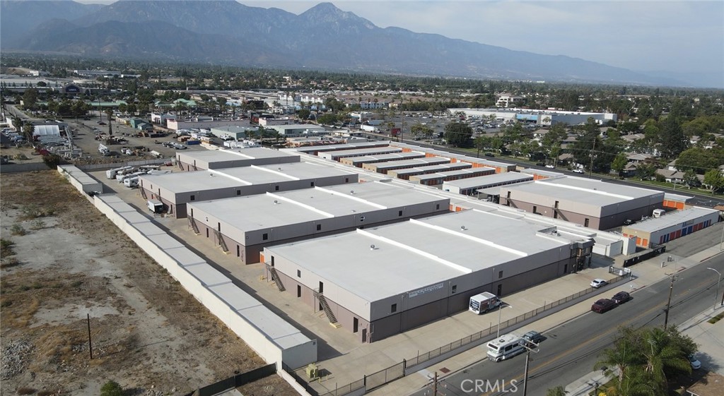 Class A storage facility in primary Inland Empire market.