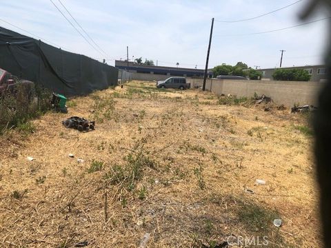 15751 Blaine Avenue Bellflower CA 90706