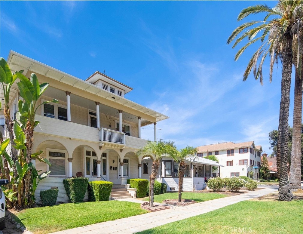 108 W Olive Avenue