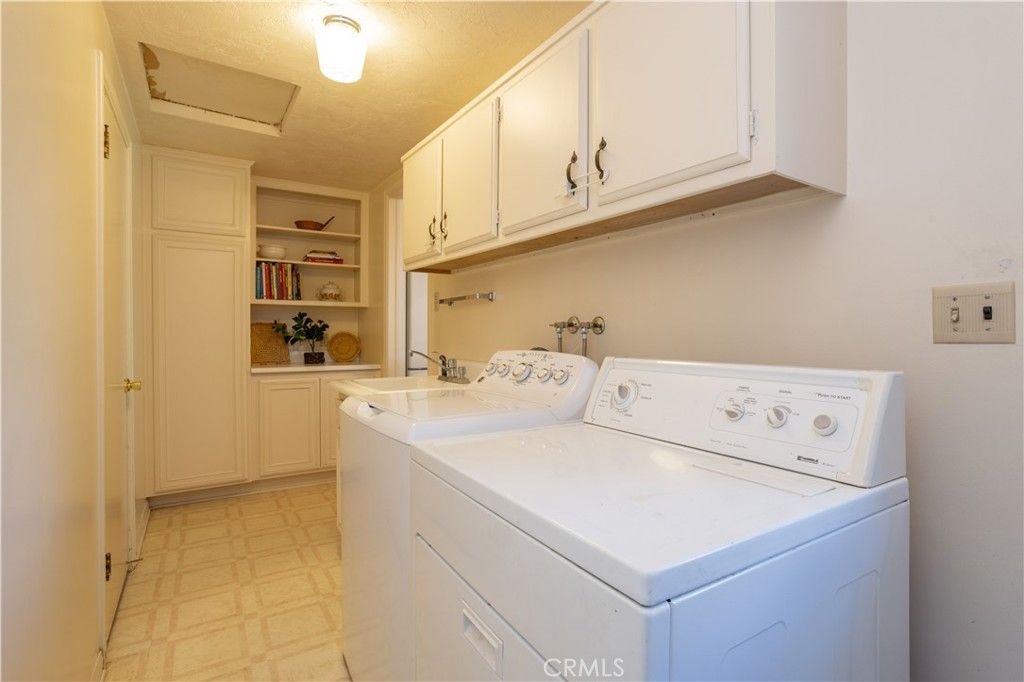 listing image 130724666698540467964