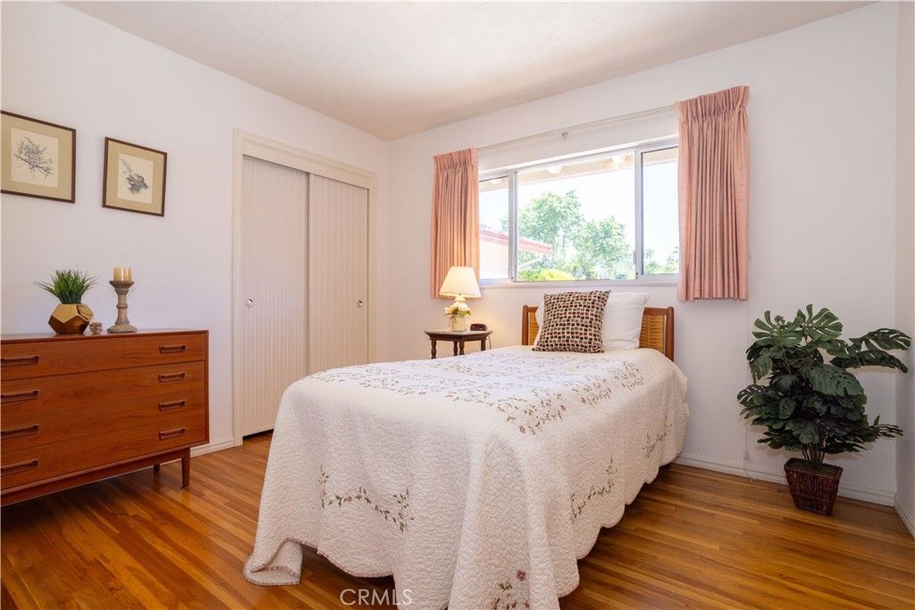 listing image 130727484878535408877