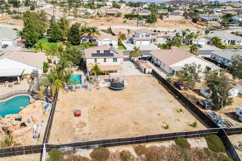 A home in Perris