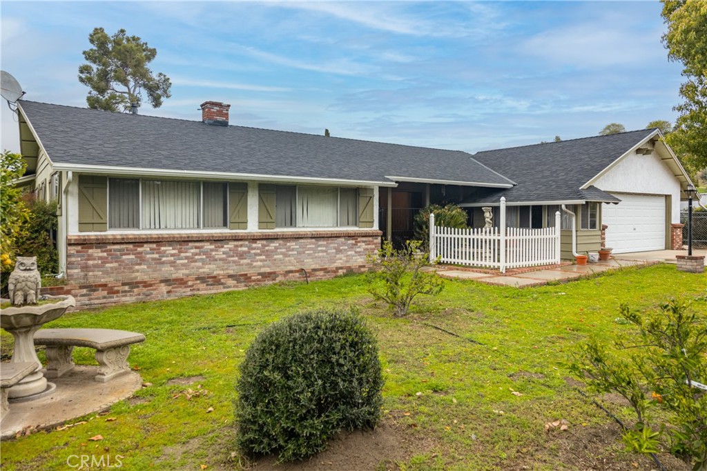 Listing image 1