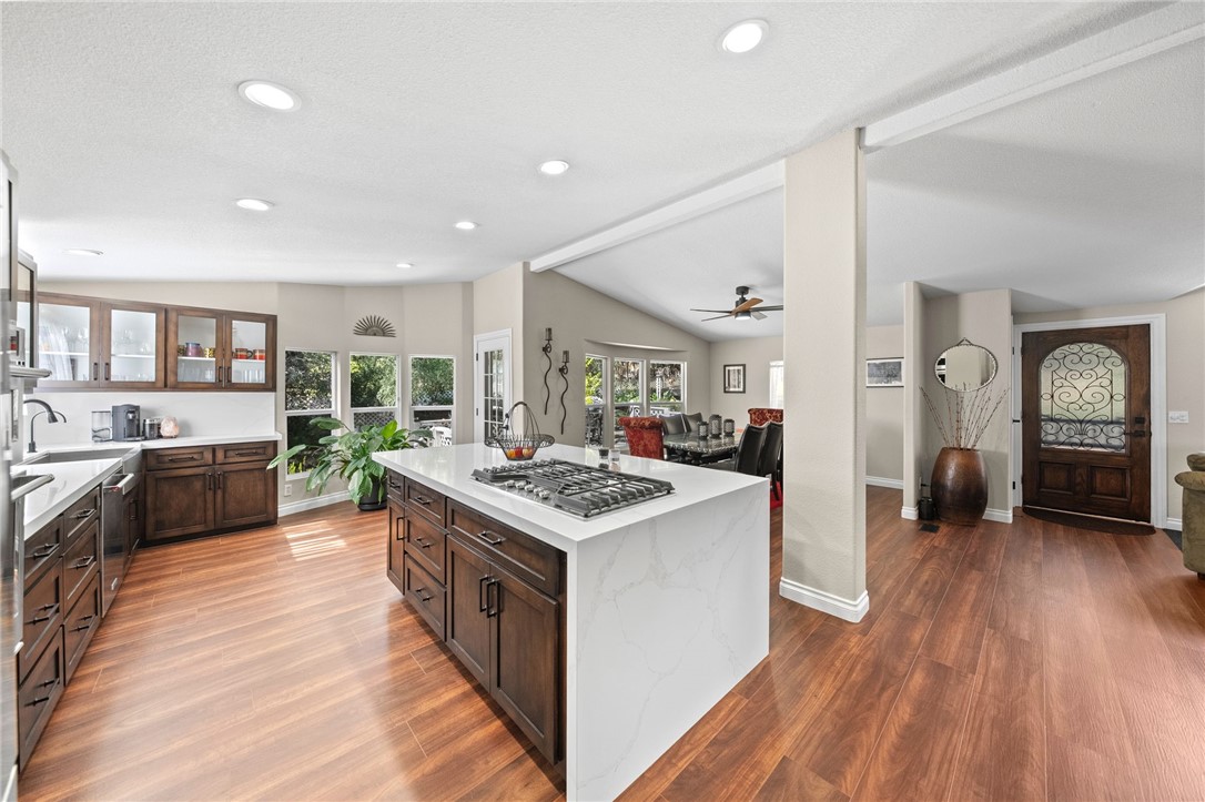 4747 Oak Crest Rd Road 49