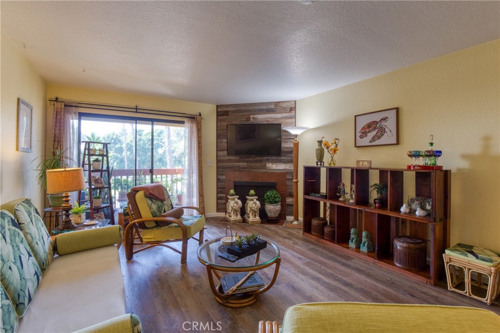 ,Hill HOA - Residential