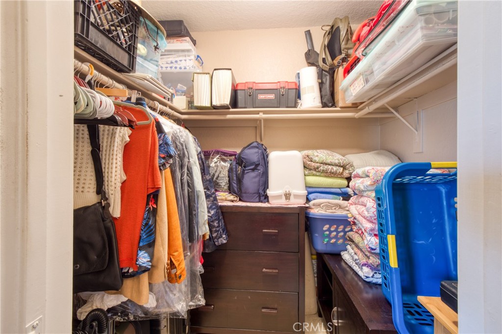 ,Hill HOA - Residential