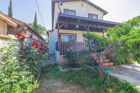 A home in San Fernando