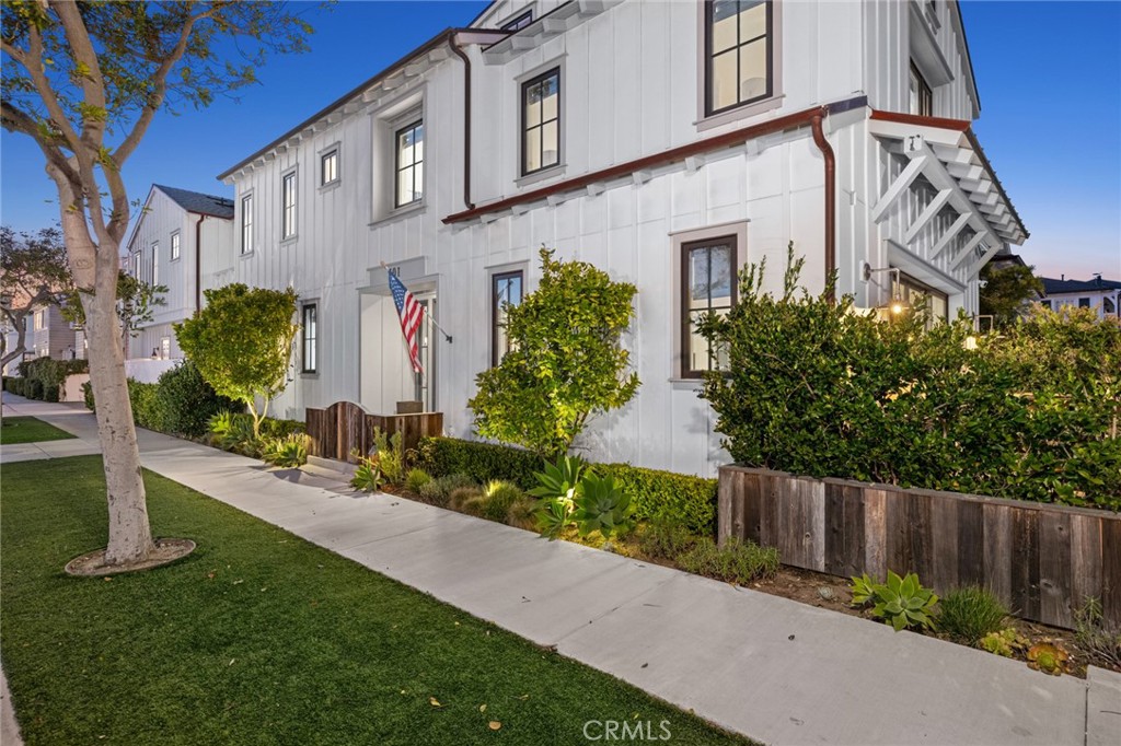 Balboa Peninsula Point (BLPP) - Residential