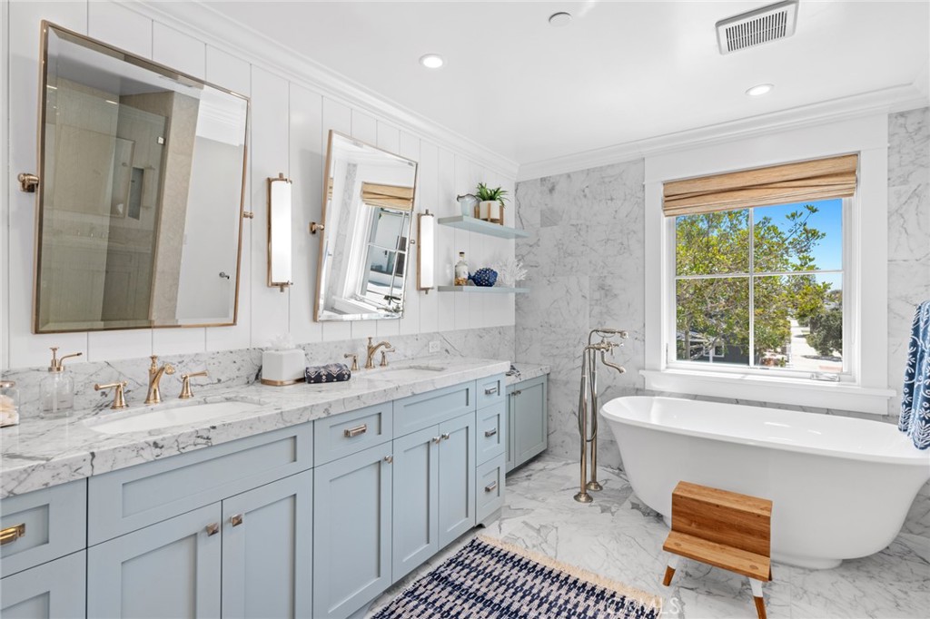 Balboa Peninsula Point (BLPP) - Residential