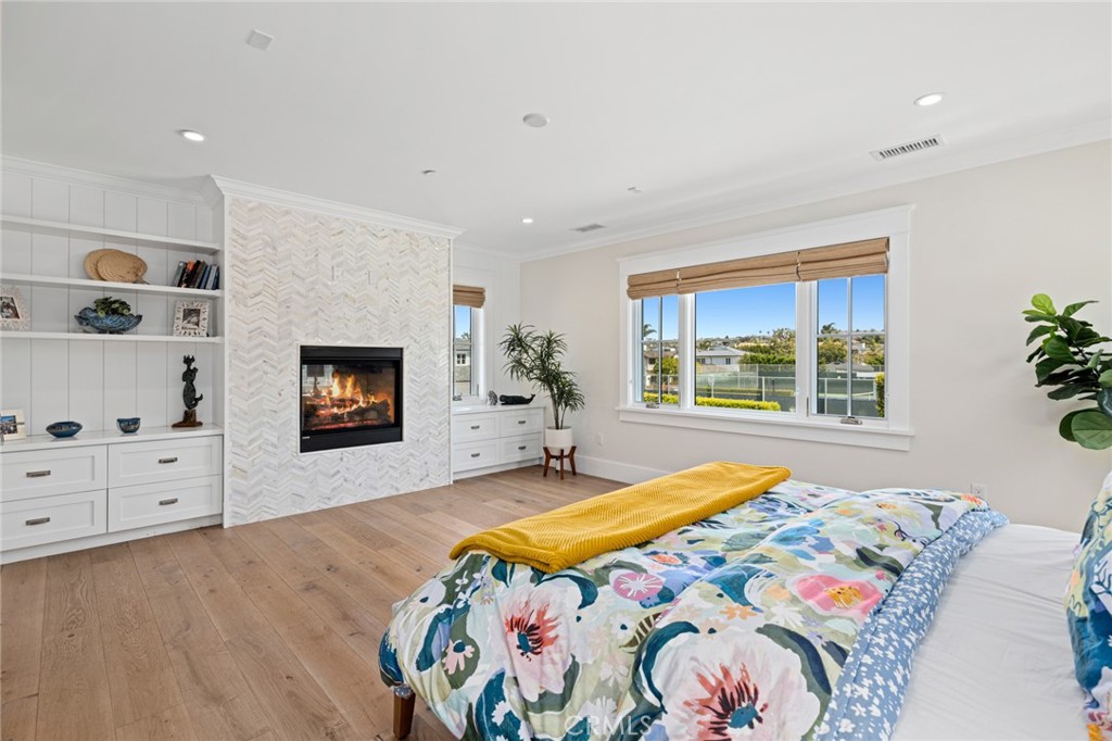 Balboa Peninsula Point (BLPP) - Residential