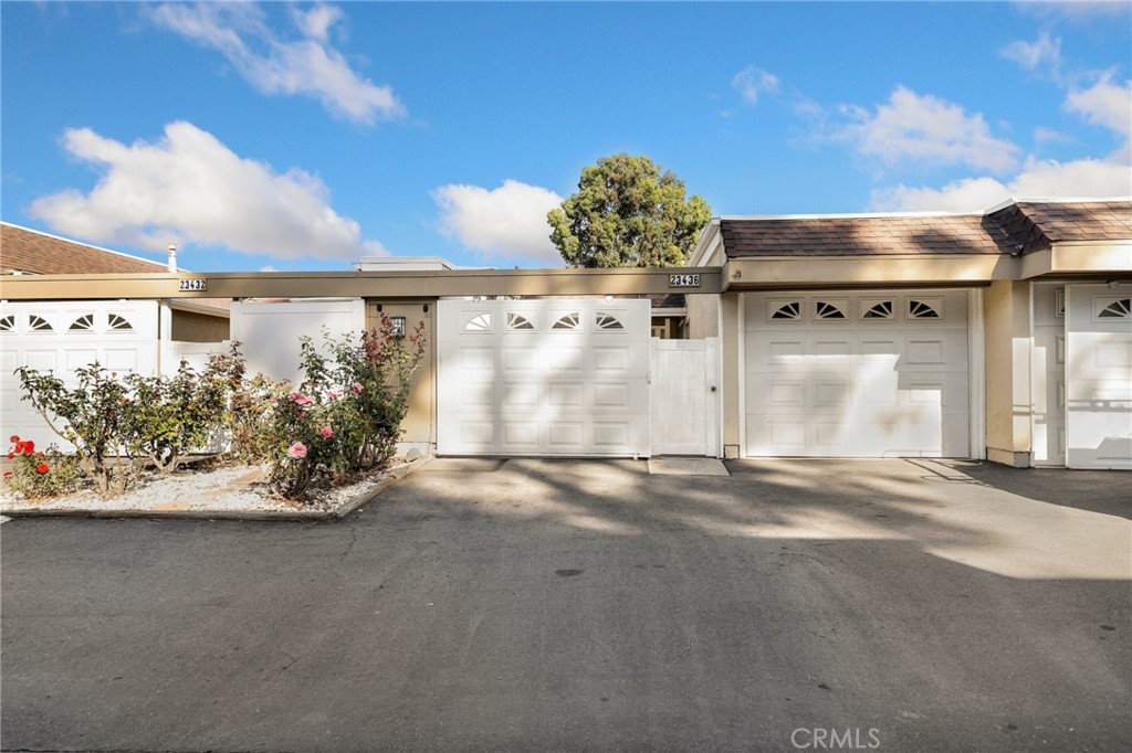 Laguna Village (LV) - Residential