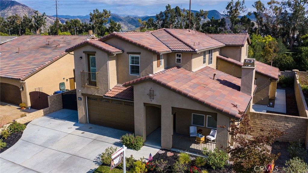 listing image 130720429400799714939