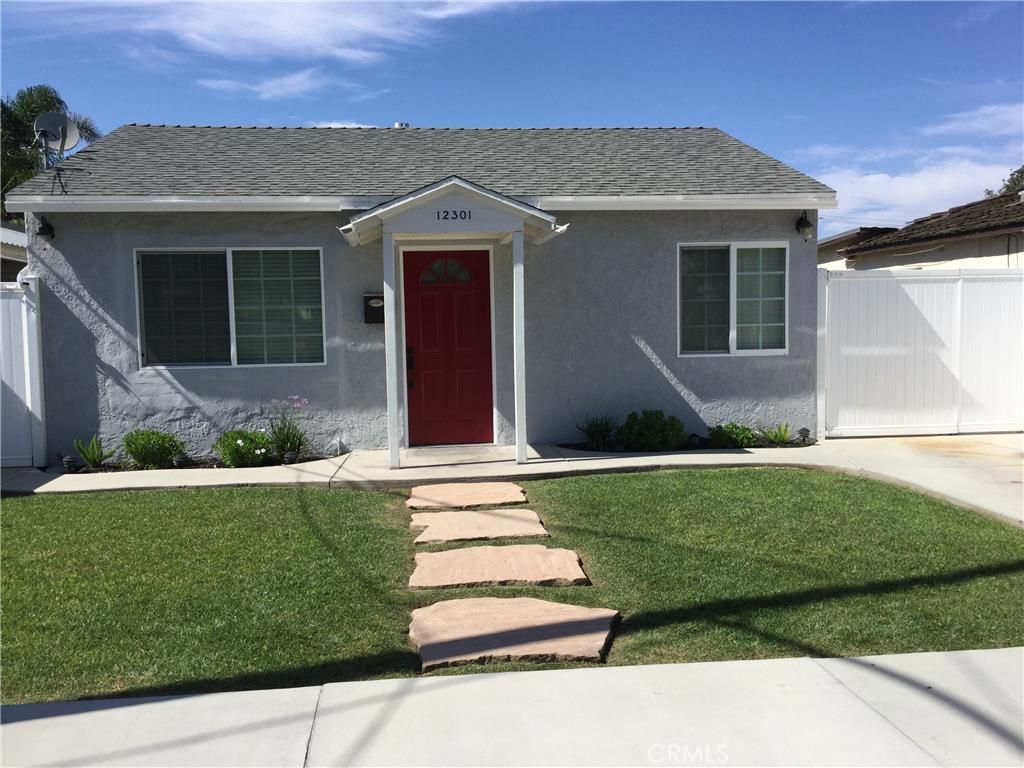 listing image 130724594655524430759