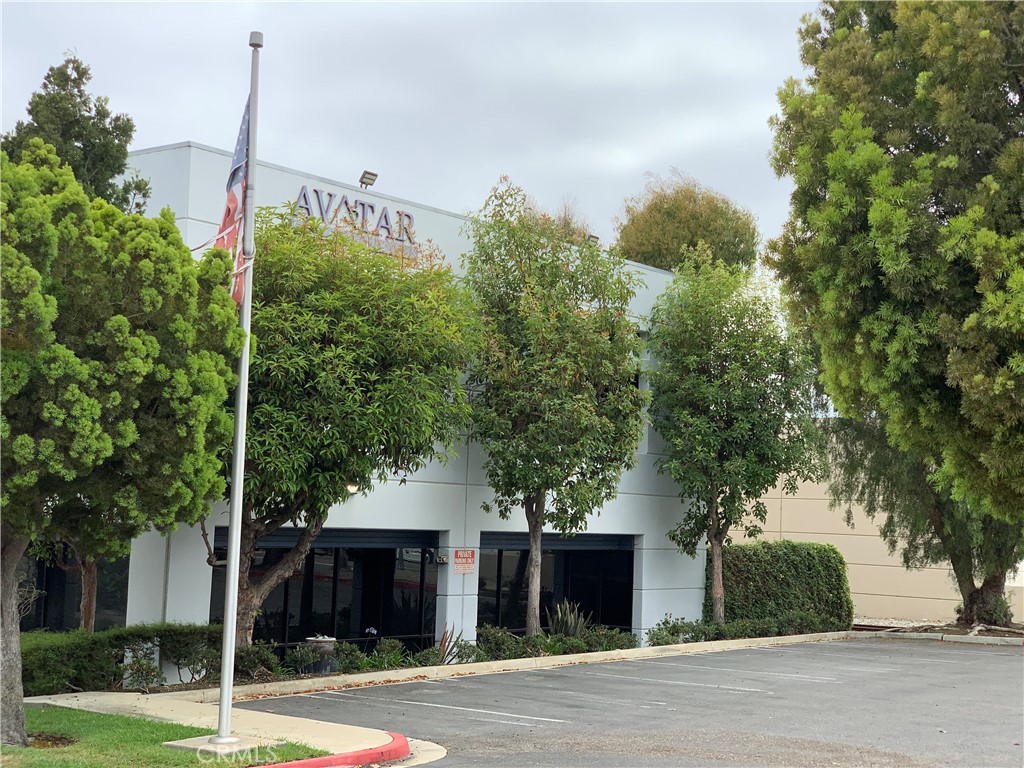 Great office space available for lease in a well-maintained business park in Huntington Beach. The second-level office ranges from approximately 2,000 square feet, offering an efficient floor plan designed to accommodate a variety of business needs. Enjoy ample parking and a prominent Huntington Beach address that adds prestige to your business. The location provides convenient access to the 405 Freeway and is just minutes from the beach. The office is fully air-conditioned, with signage opportunities available, and is serviced by a nearby bus line. With plentiful amenities close by, this is the perfect space to elevate your business.