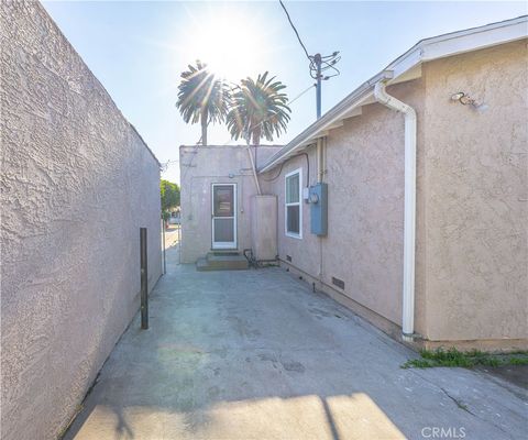 A home in Inglewood