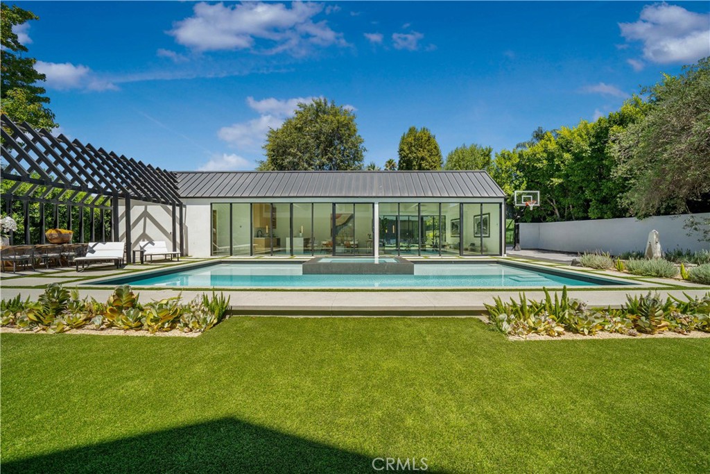 Photo 67 of 75 of 15457 Valley Vista Boulevard house