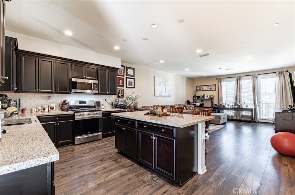 Photo 7 of 33 of 11905 Nixon Lane townhome