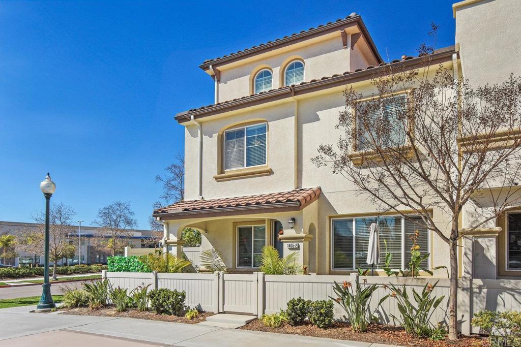 1405 Santa Victoria Road 2
