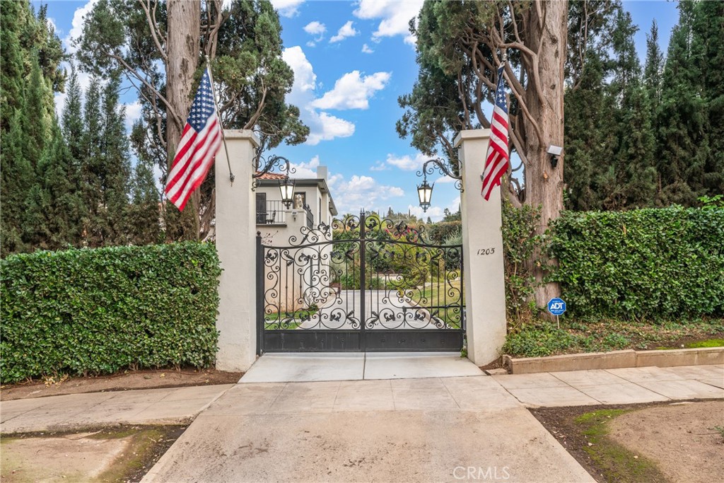 1205 W Highland Avenue