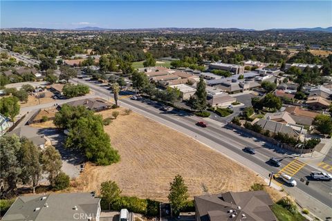 Tiny photo for 845 Creston Road, Paso Robles, CA 93446 (MLS # NS21228265)