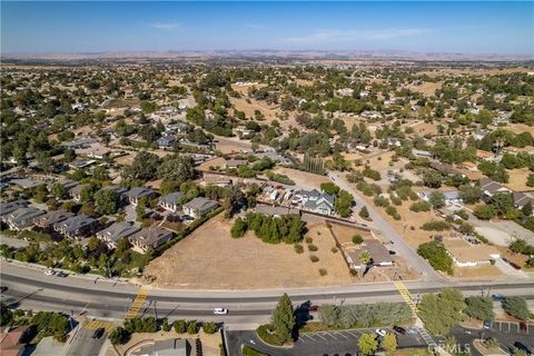 Tiny photo for 845 Creston Road, Paso Robles, CA 93446 (MLS # NS21228265)