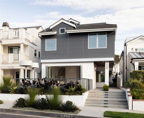 A home in Corona Del Mar