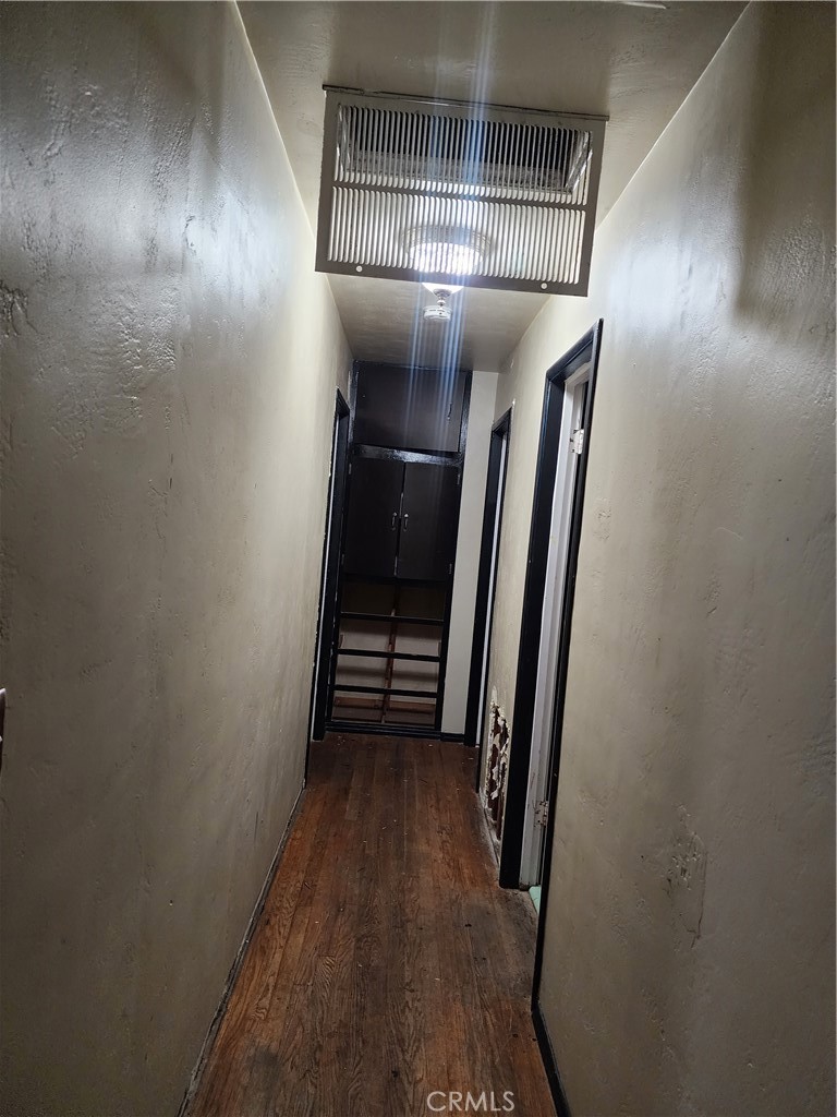 Photo 19 of 23 of 90 E Syracuse Avenue house