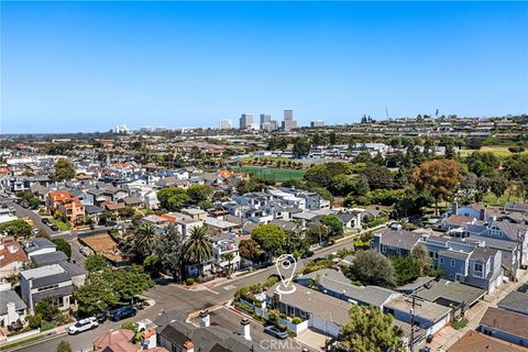 A home in Corona Del Mar