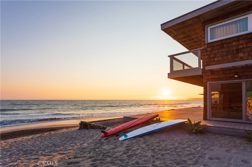 Beach Road Custom (BR) - Residential