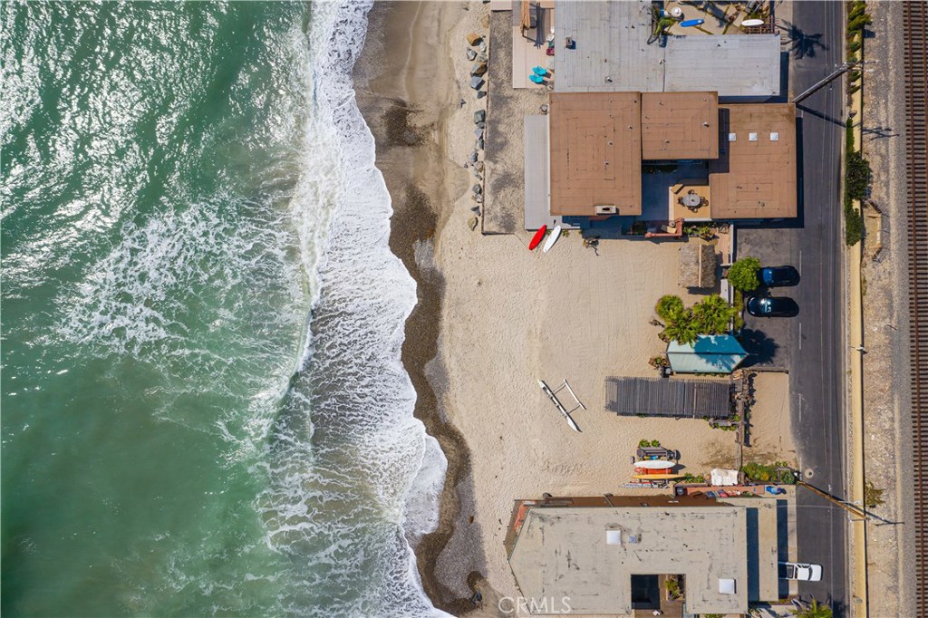 Beach Road Custom (BR) - Residential