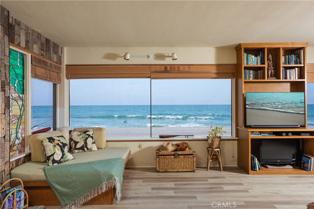 Beach Road Custom (BR) - Residential