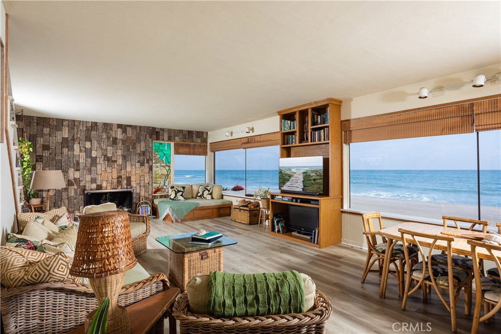 Beach Road Custom (BR) - Residential